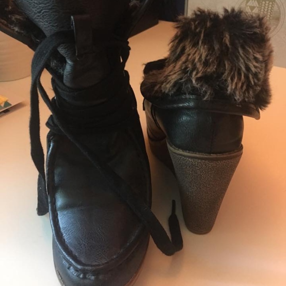 Mossimo Boot/Wedge with Faux fur
